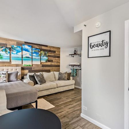 Inviting Waikiki Grand Hotel Room One Block To Beach! 호놀룰루 외부 사진